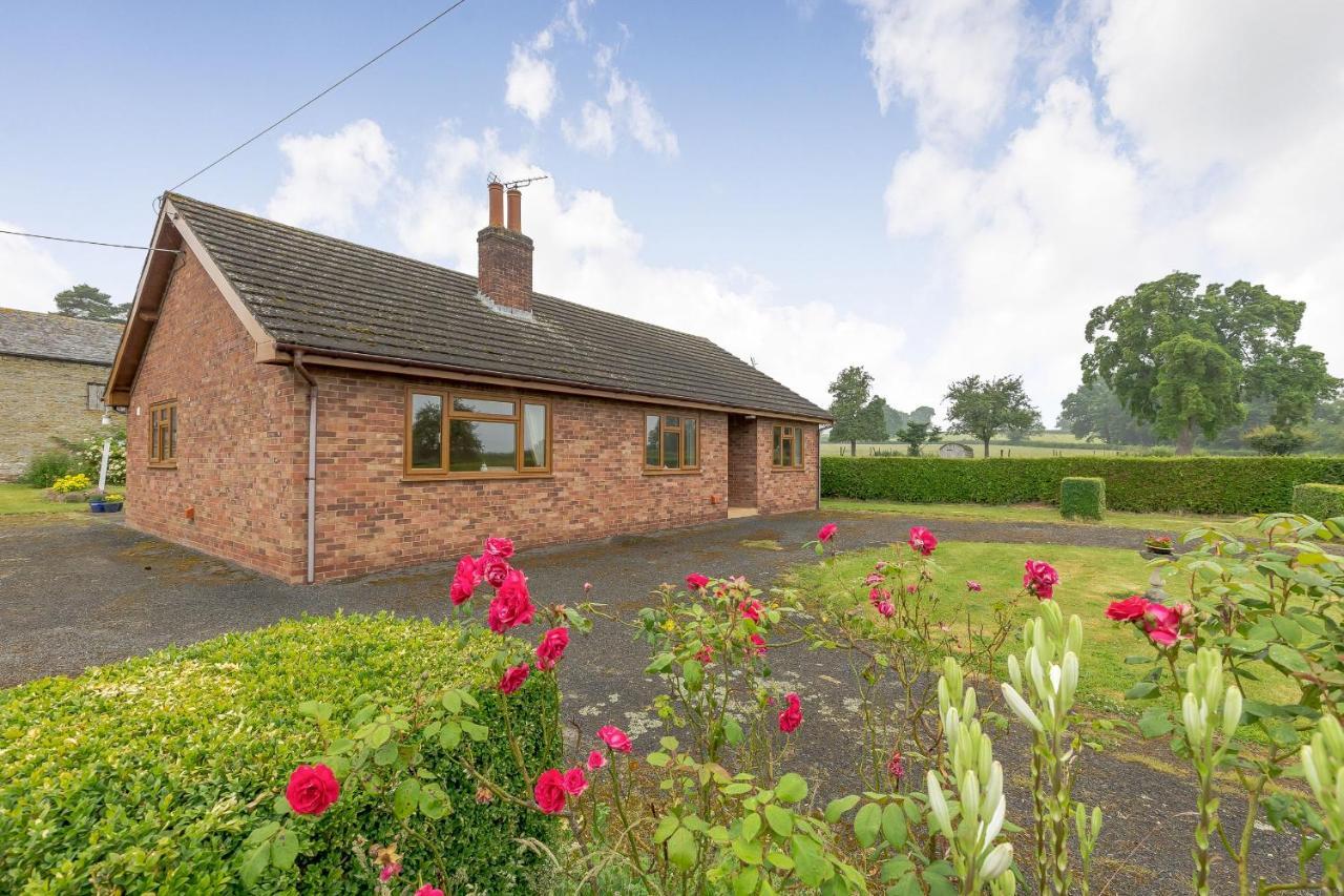 Meadow Lea Villa Leominster Dış mekan fotoğraf