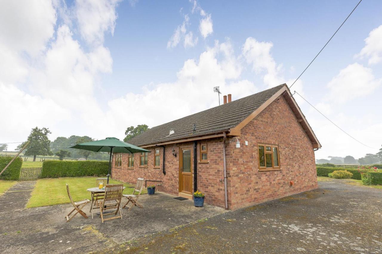 Meadow Lea Villa Leominster Dış mekan fotoğraf