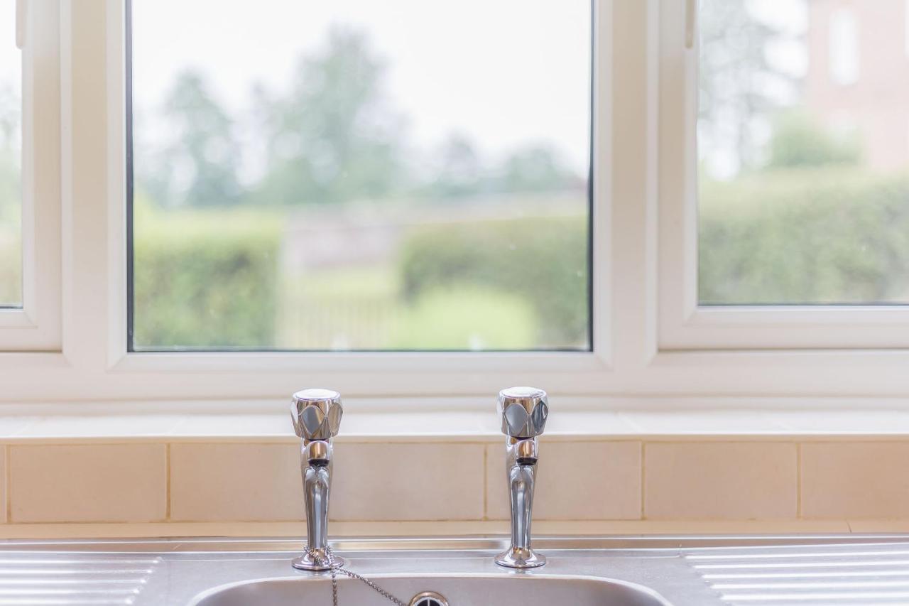 Meadow Lea Villa Leominster Dış mekan fotoğraf